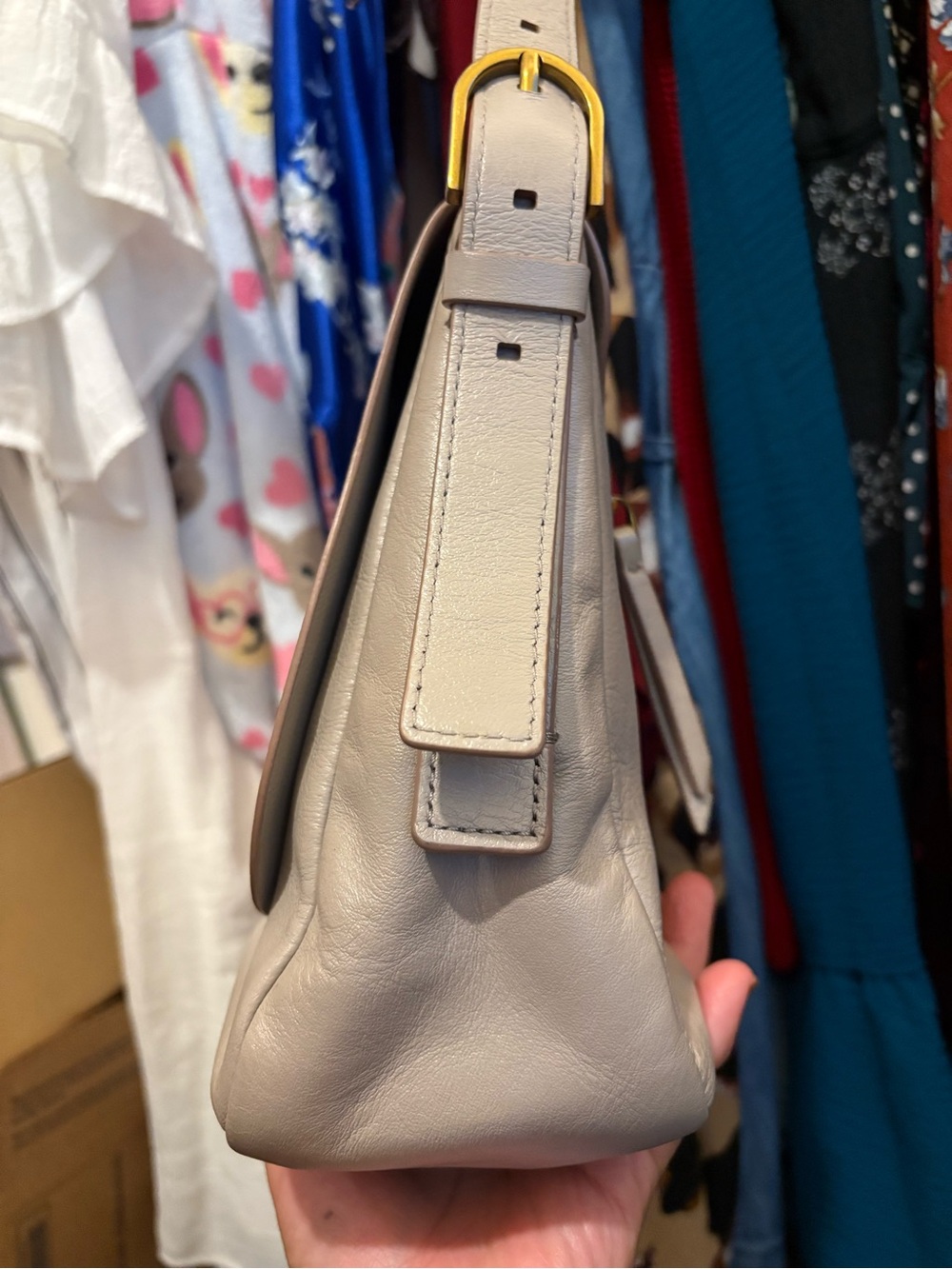 Fossil | Large Harper Flap Crossbody Bag - Picture 3 of 17